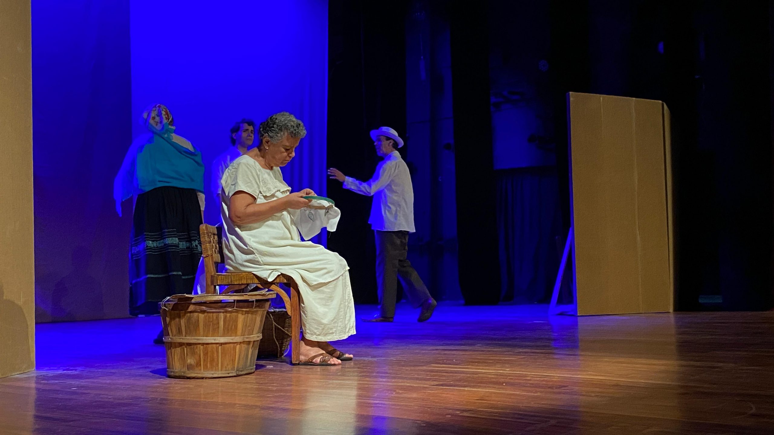 Presentan en Córdoba "Los ojos verdes de la Revolución Maya" Obra de teatro