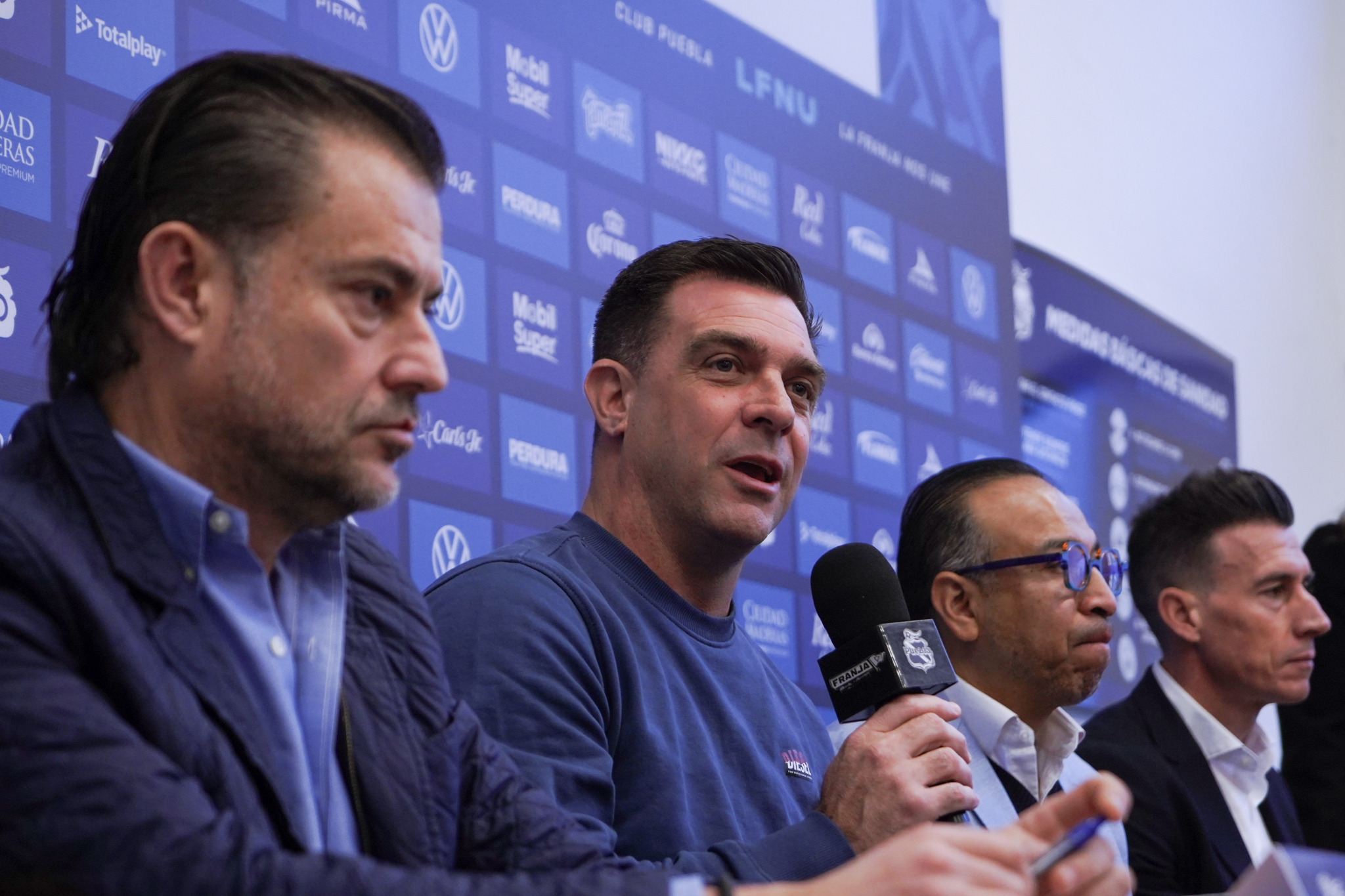 Pablo Guede anuncia su salida como DT del Puebla Pablo Guede