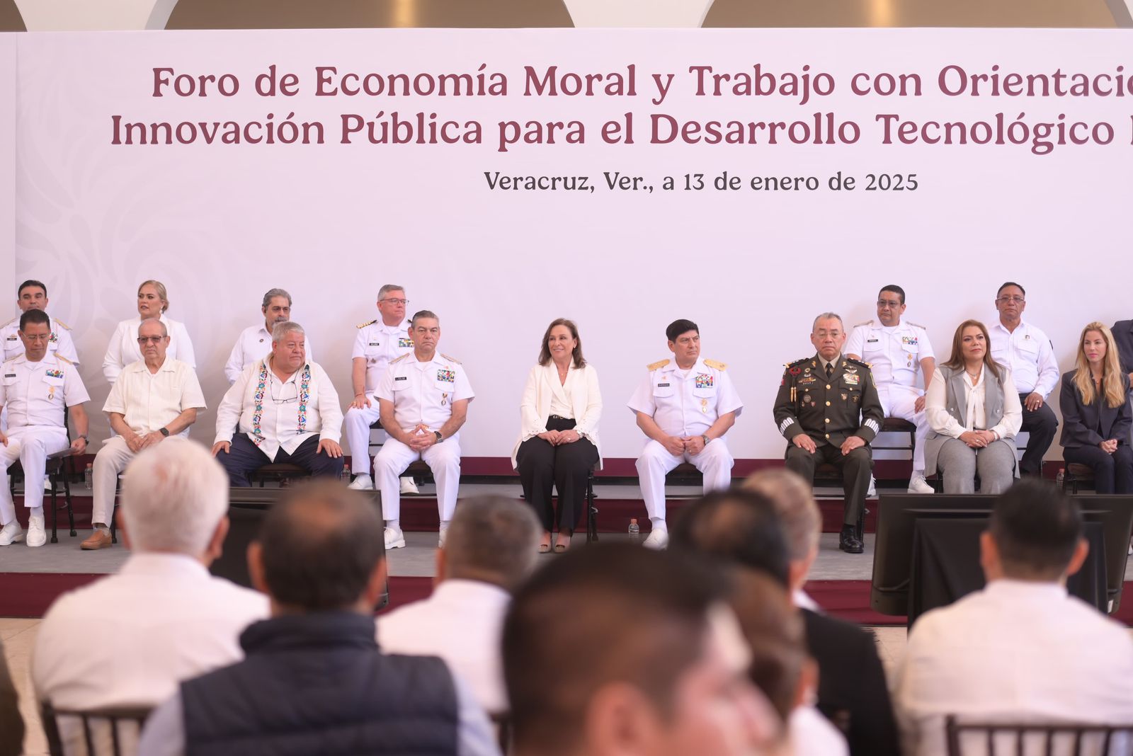 Veracruz impulsa la economía moral y la innovación pública del PND WhatsApp Image 2025-01-13 at 11.10.47