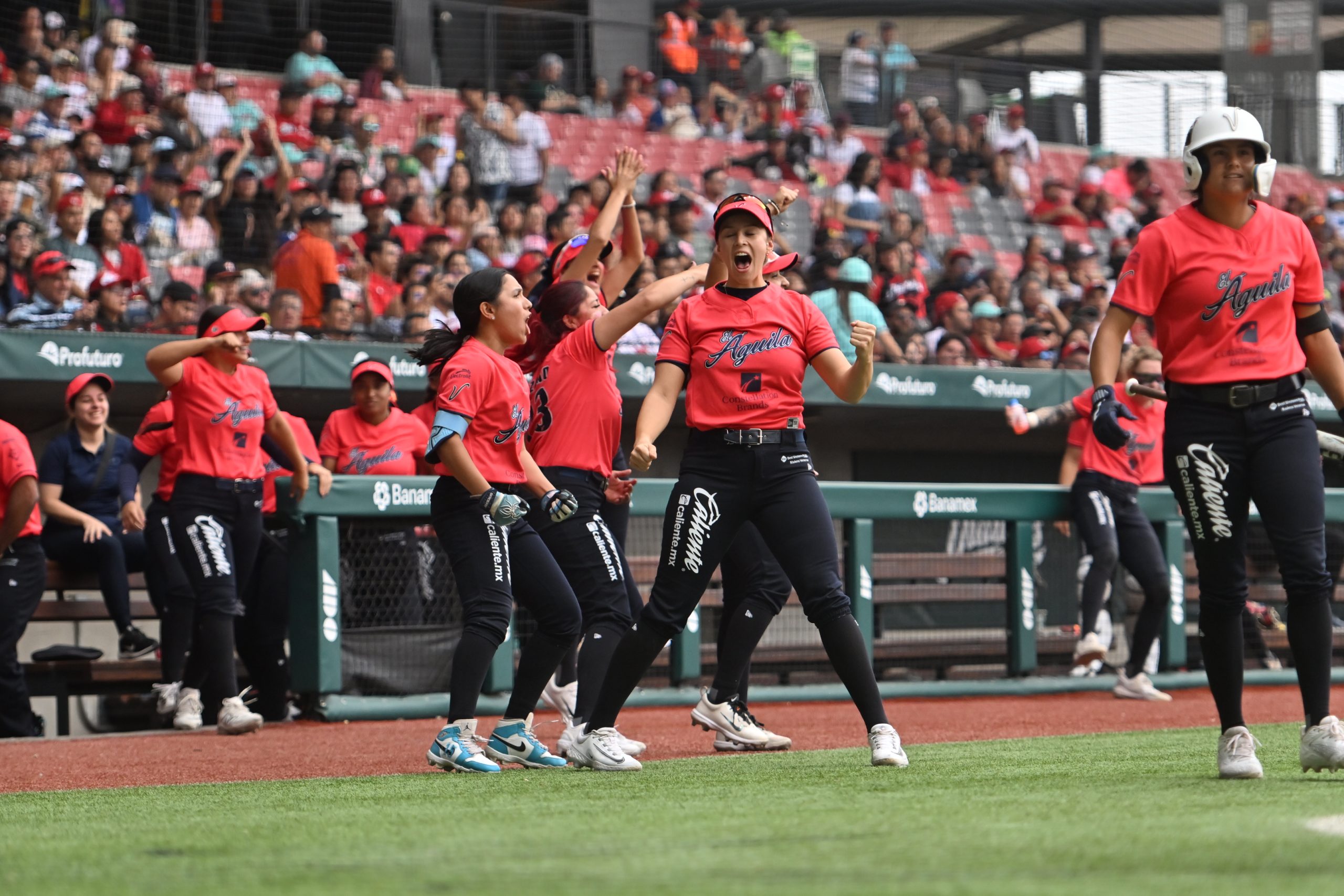 El Águila gana en la octava EGP_1908_1