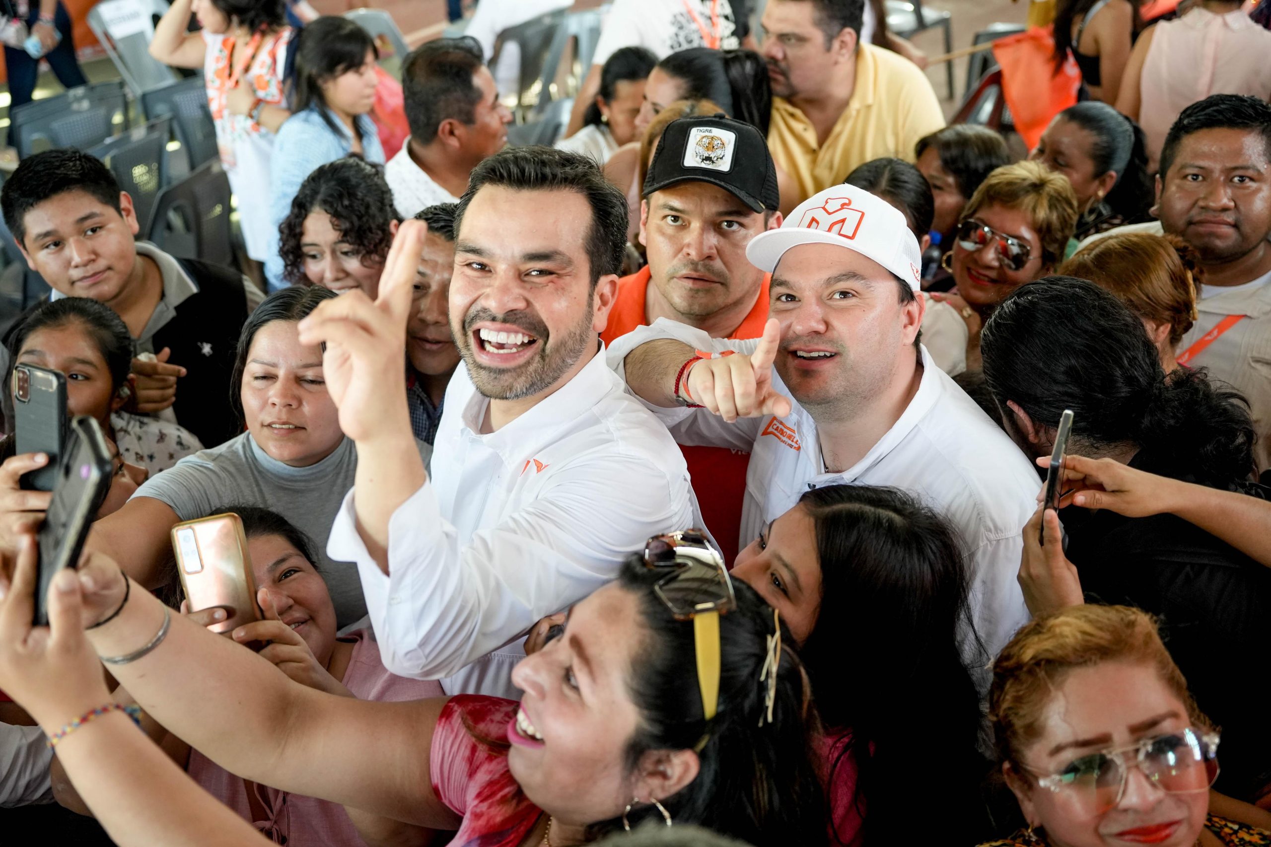 Jorge Álvarez Máynez seguirá viniendo a respaldar a Veracruz las veces que sean necesarias: Carbonell de la Hoz Maynez y Carbonell