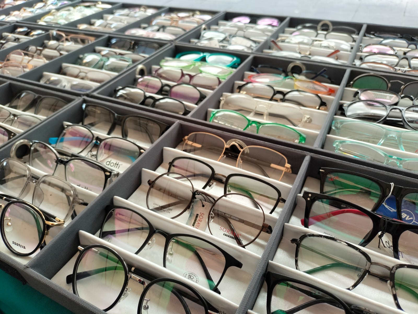 Regresa quinta brigada de salud visual para ciudadanos salud visual-lentes