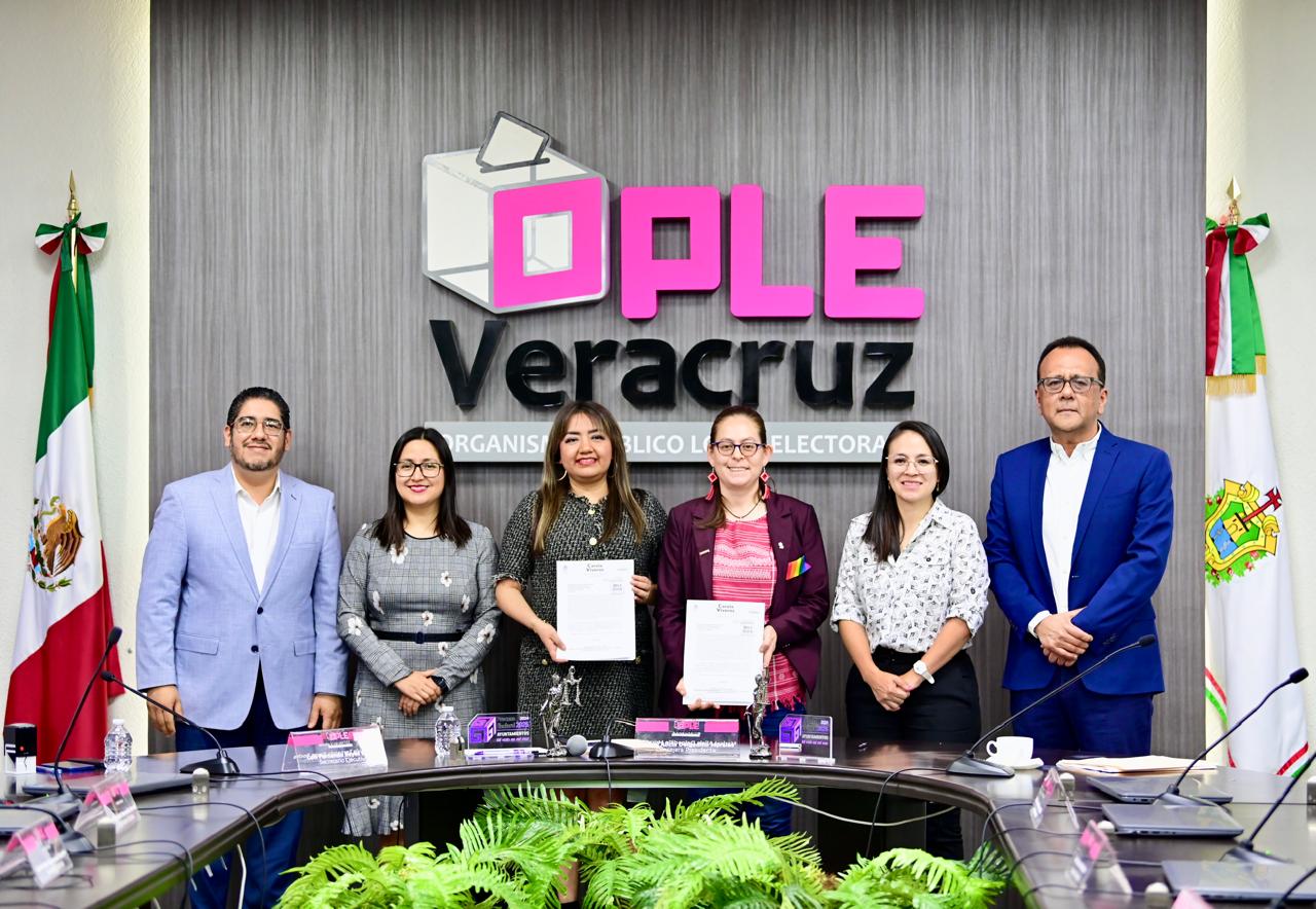 OPLE Veracruz recibe listados y expedientes para la elección de personas juzgadoras del Poder Judicial del Estado 2024-2025 WhatsApp Image 2025-03-20 at 9.16.02 PM