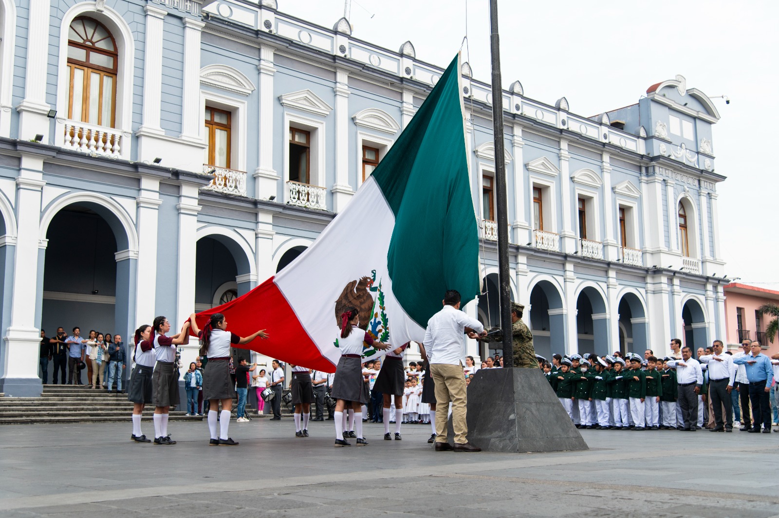 Celebran autoridades el 112 Aniversario del Día del Ejército Mexicano acto cívico