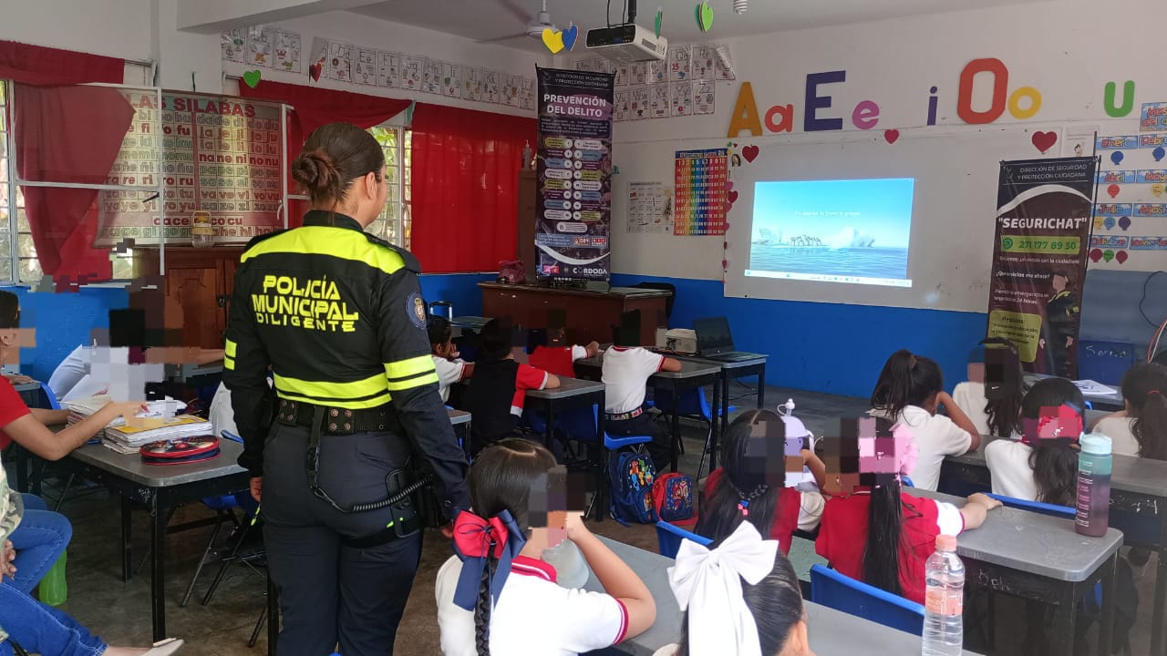 Asiste jefatura de Prevención del Delito a menores en temas de valores prevención del delito