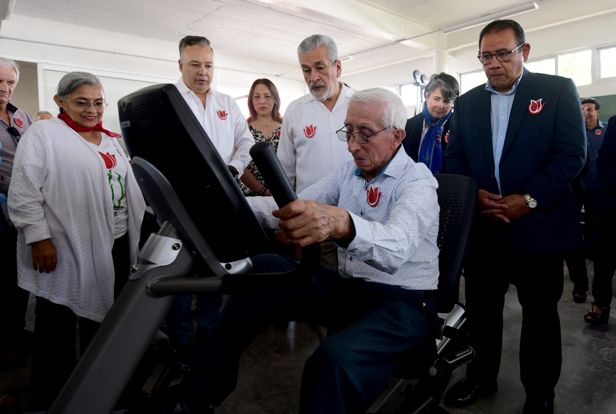 En el Ayuntamiento trabajamos por quienes más lo necesitan: Alberto Islas Centro de Atención Párkinson