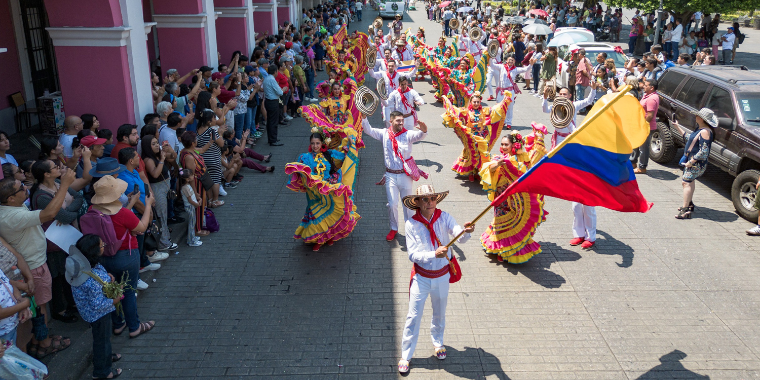 Vive Córdoba desfile del Festival del Folklore 2025 WhatsApp Image 2025-04-13 at 18.49.43