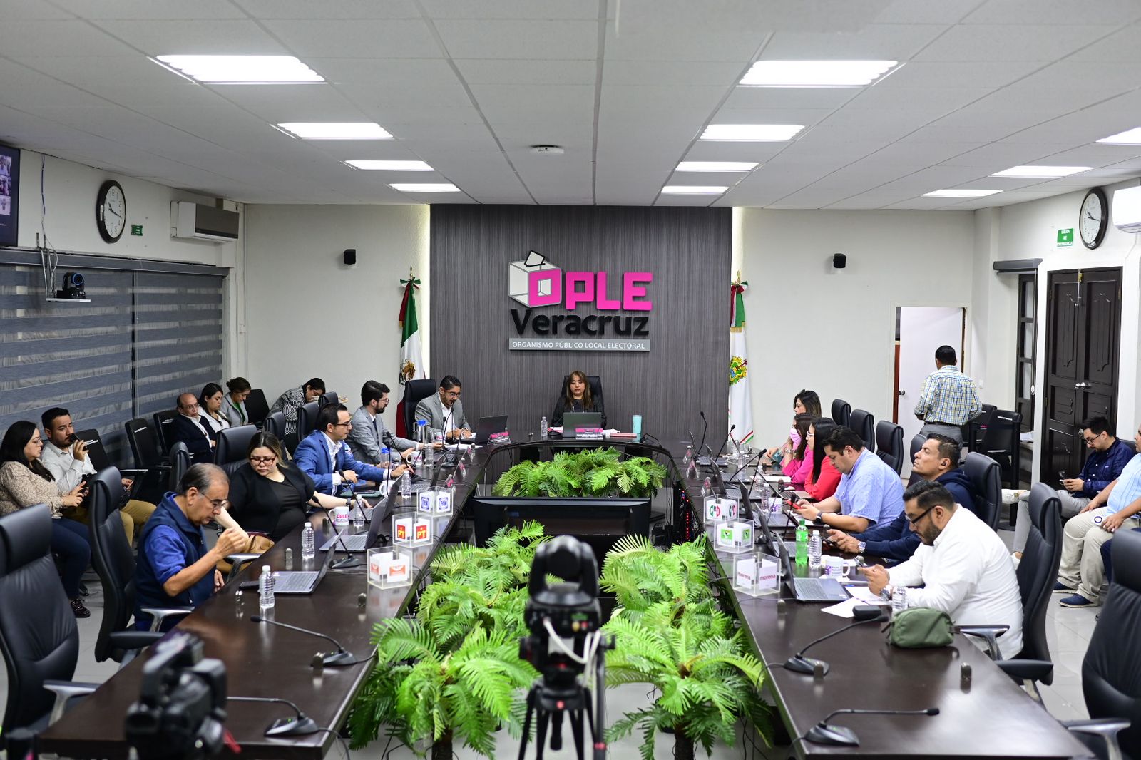 OPLE aprueba las fórmulas de candidaturas al cargo de ediles en ayuntamientos WhatsApp Image 2025-04-16 at 12.14.25 AM