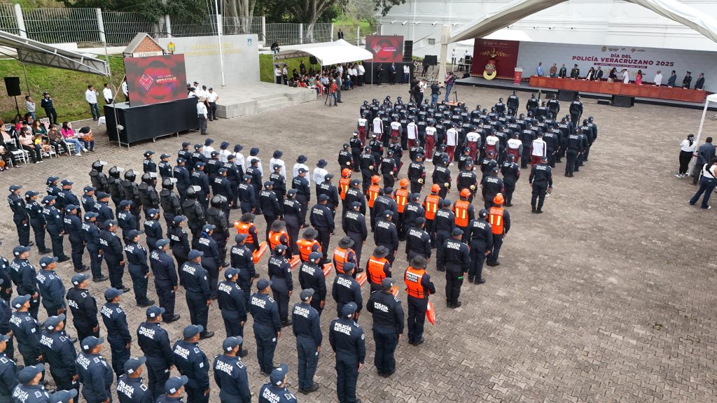 Policía