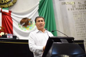 Héctor Yunes