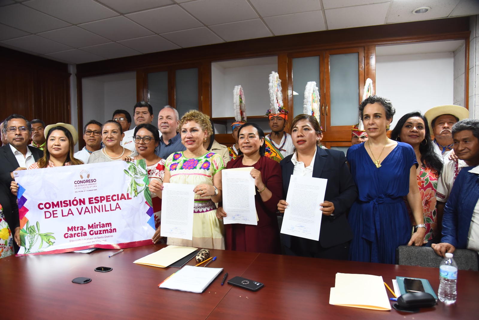 Instalan la Comisión Especial que atenderá fomento y promoción de la vainilla NOV11ABRIL2025COMISIONVAINILLA1