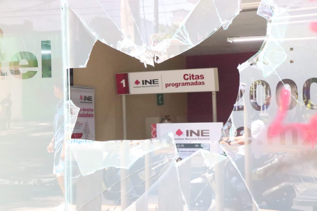 vandalización INE