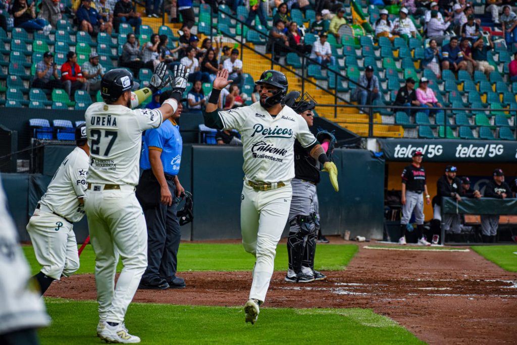 Pericos vs Guerreros