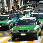 Taxistas de Xalapa exigen “piso parejo” ante posible regularización de Uber y DiDi