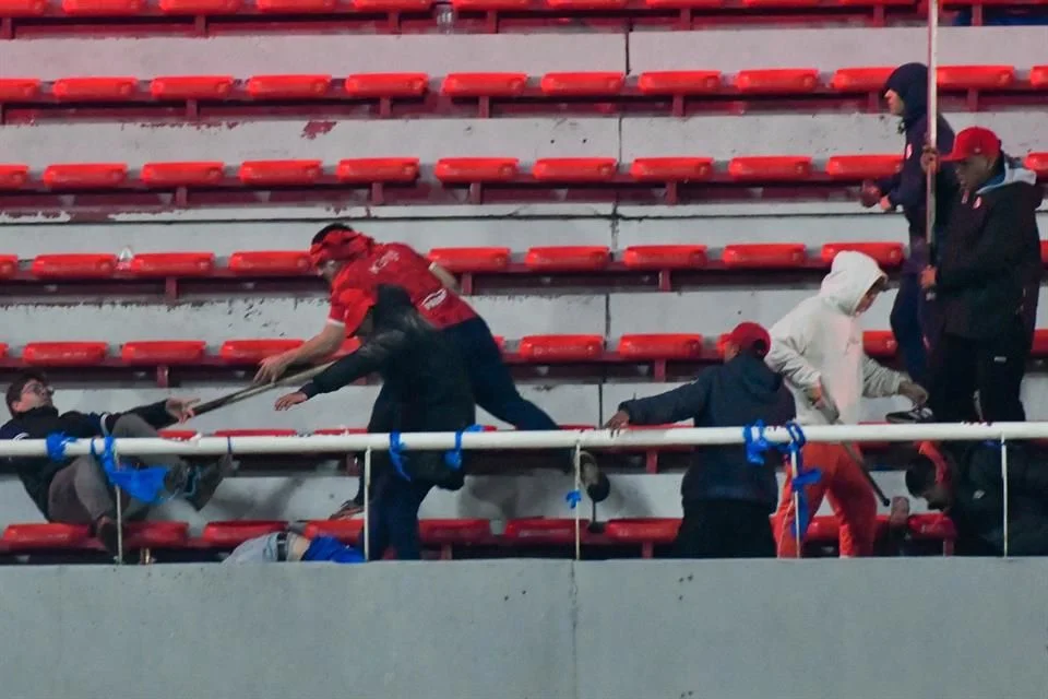 Pelea estadio