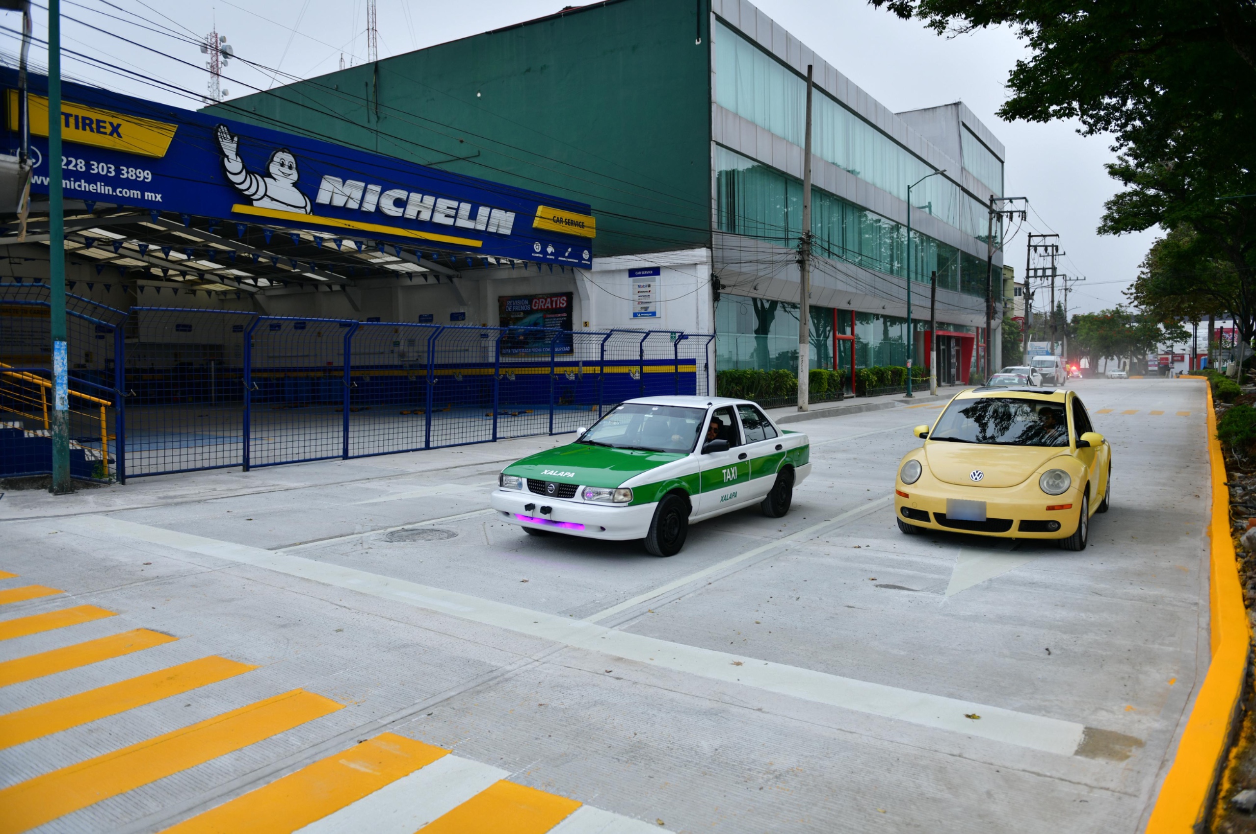 taxi-avenida-calle-Lázaro Cárdenas
