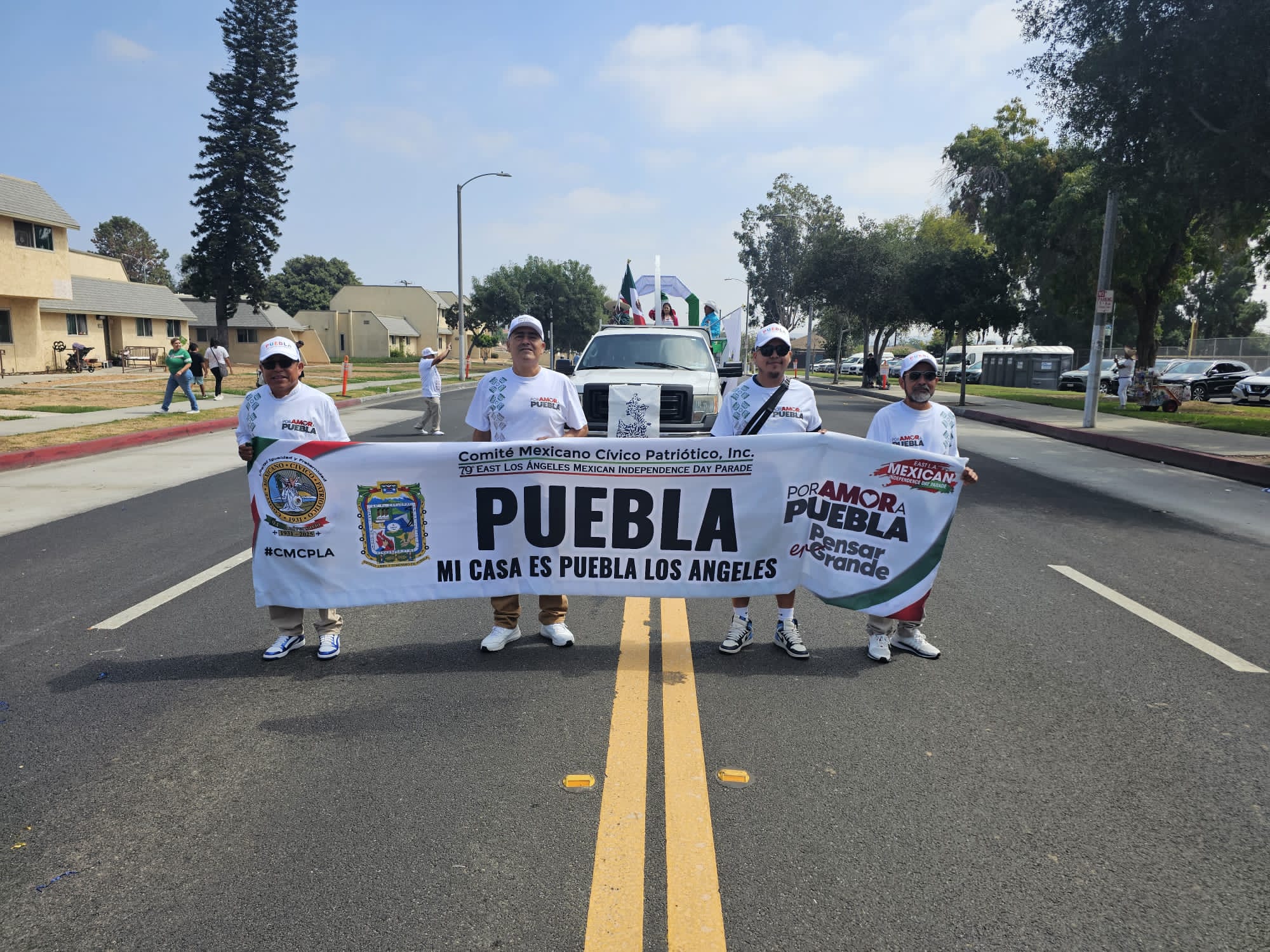 Gobierno de Puebla acompaña a comunidad migrante en festejos patrios en Estados Unidos IMG-20250915-WA0024