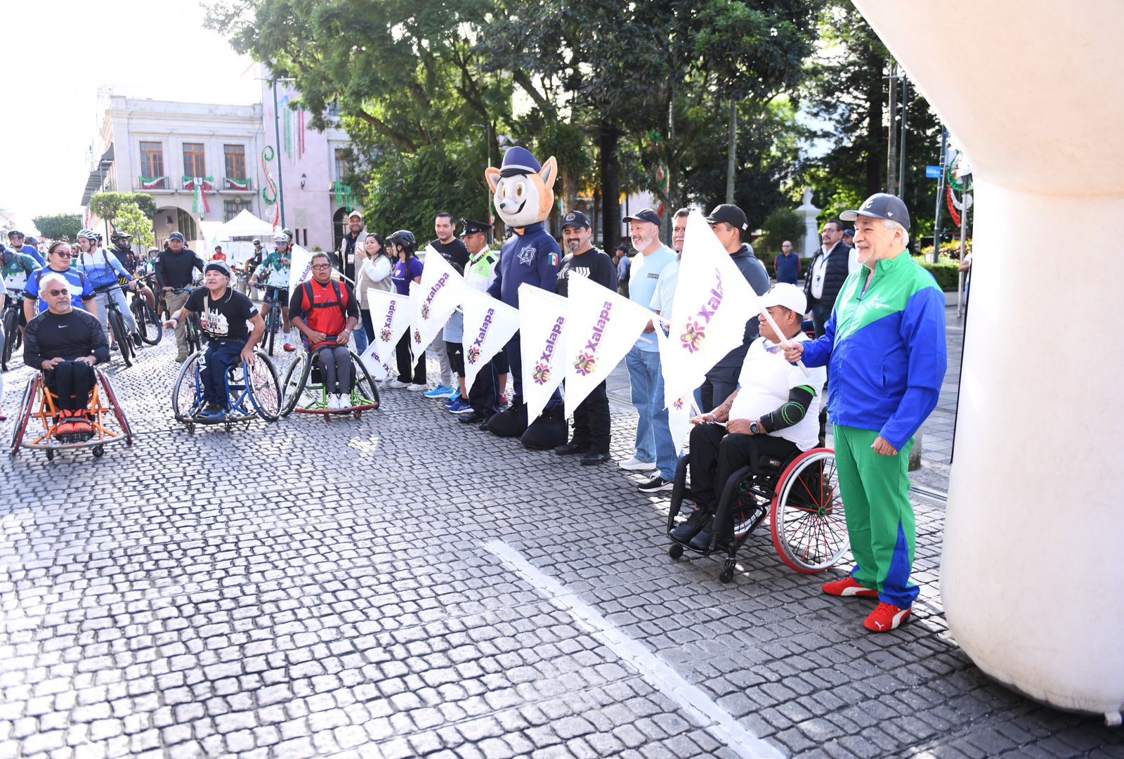 Celebra Xalapa el Primer Paseo Dominical WhatsApp Image 2025-09-21 at 11.02.41