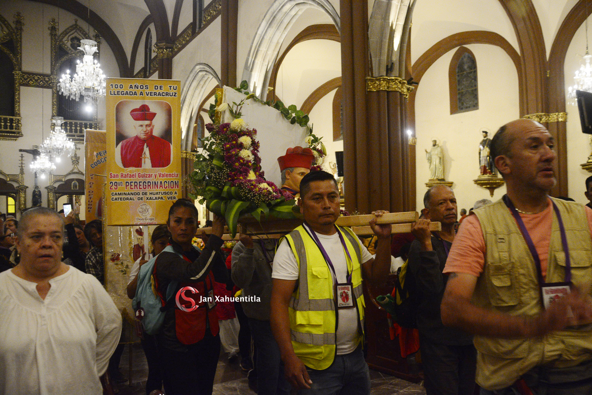 Se desborda la fe en la capital de Veracruz Rafael Guizar y Valencia