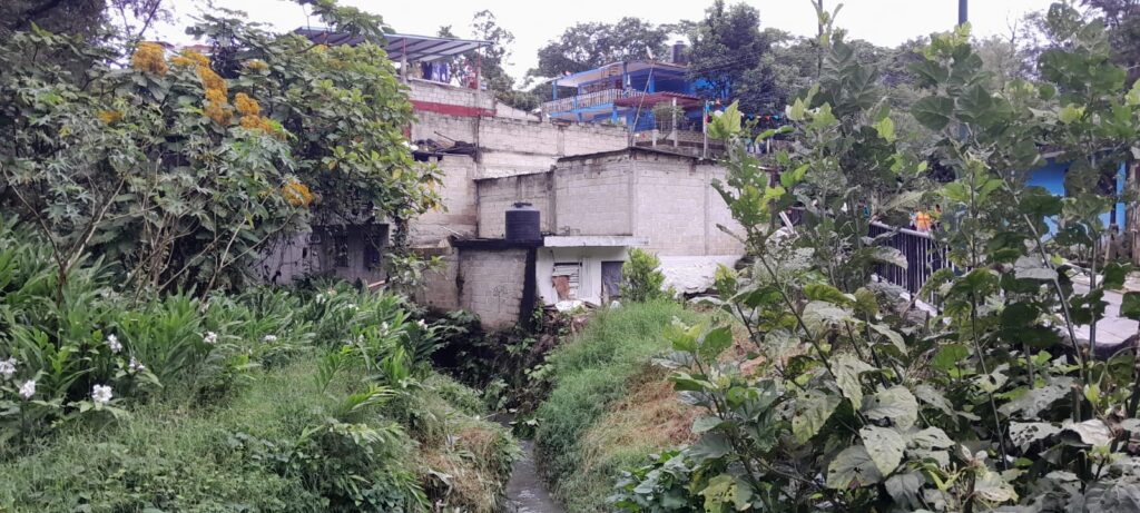 vivienda afectada por lluvias