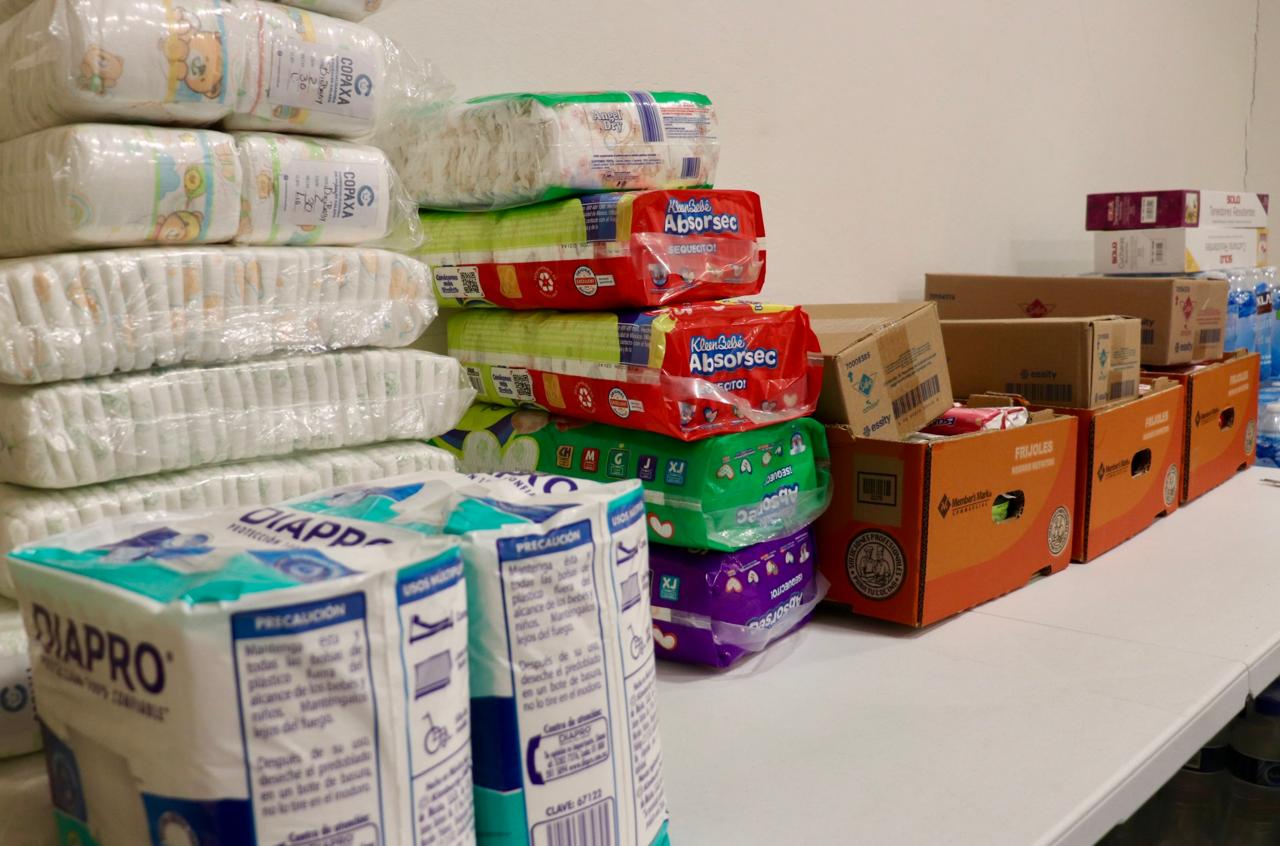 Abre INE centros de acopio en sus sedes de la CDMX para apoyar a personas afectadas por las lluvias víveres-pañales