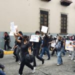 Estudiantes de la Universidad Veracruzana se manifiestan pacíficamente