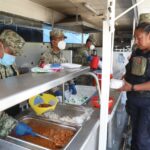 Gobierno de Veracruz entrega comida caliente en cada hogar afectado en Álamo