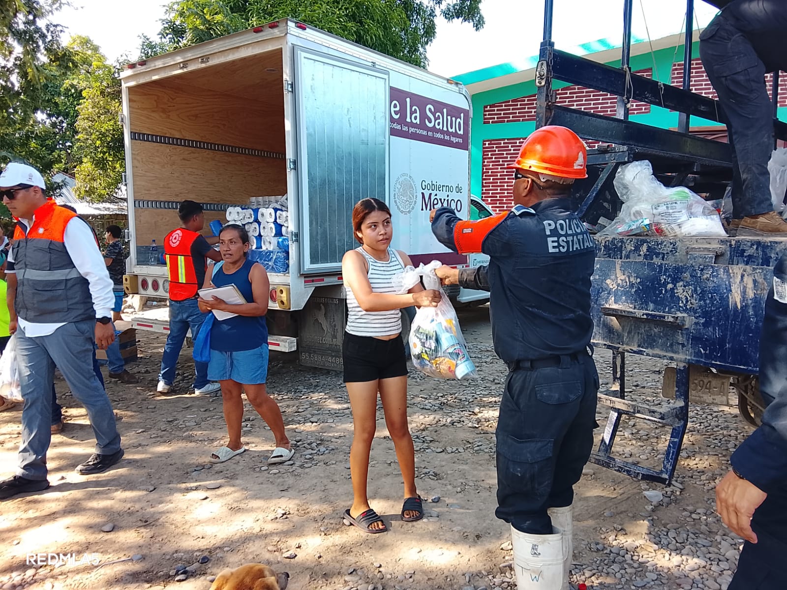 Plan Tajín: 43 mil comidas calientes y 12 mil paquetes alimentarios entregados a población afectada en la zona norte Plan Tajín-comidas