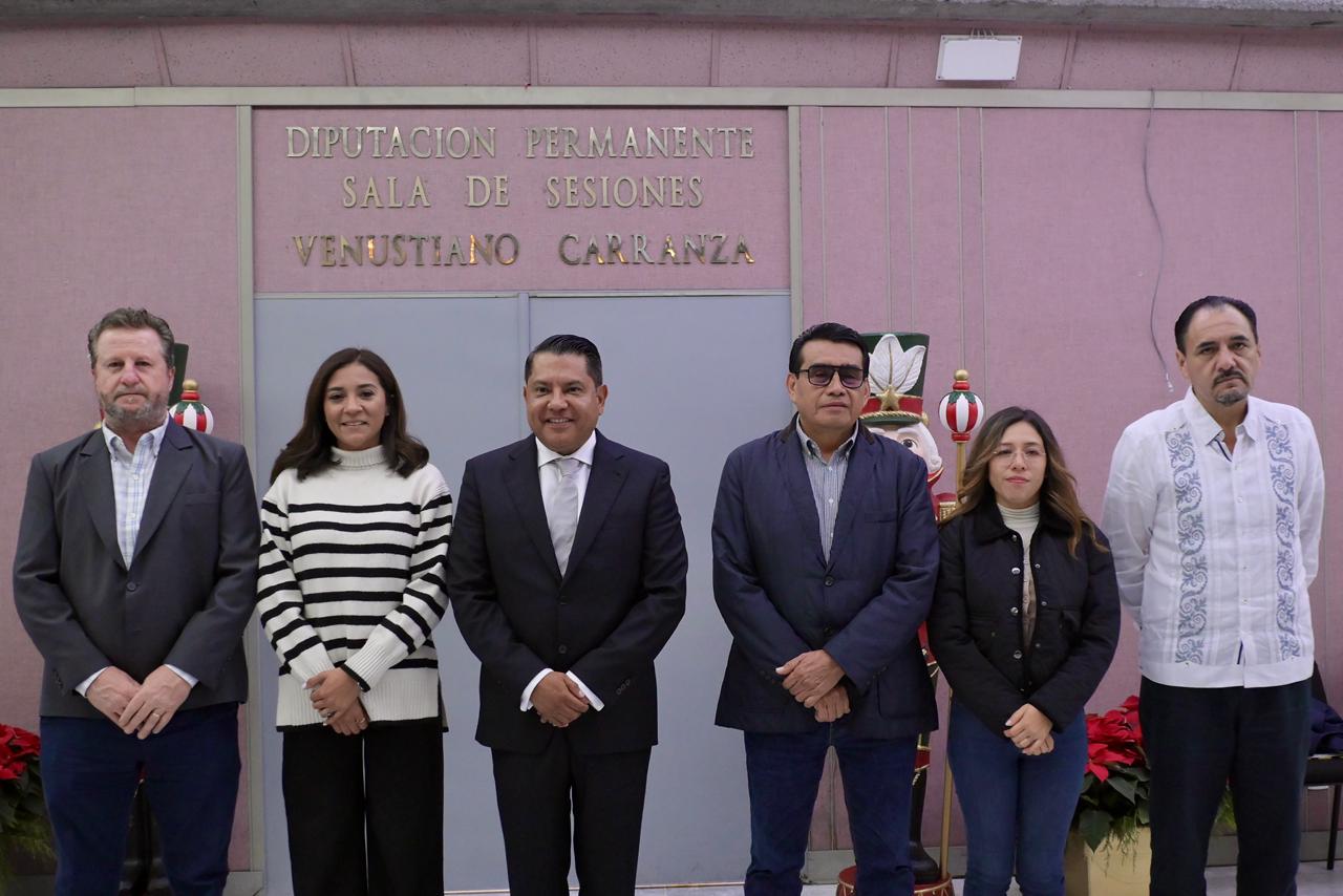 Trabajo, justicia laboral e inclusión, pilares de un gobierno cercano al pueblo: STPSP WhatsApp Image 2025-11-24 at 19.24.09