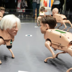 VIDEO | Art Basel Miami Beach exhibe robots inspirados en Musk, Bezos, Zuckerberg y Picasso