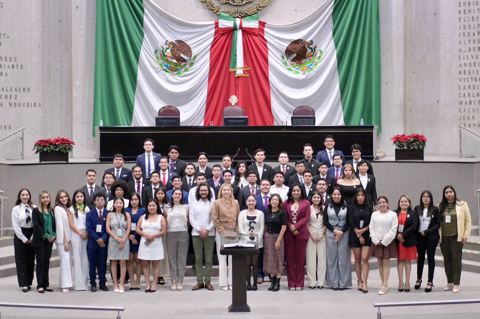 Amplia participación y propuestas sólidas en el XX Parlamento de la Juventud WhatsApp Image 2025-12-05 at 16.56.18