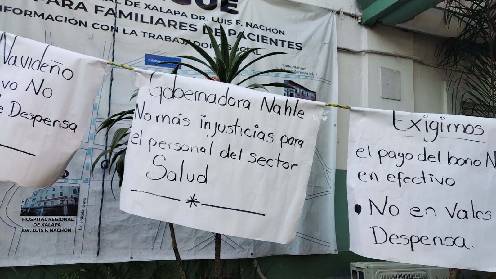 Casi 10 mil trabajadores de Salud en Veracruz rechazan el pago de bonos en tarjetas restringidas WhatsApp Image 2025-12-19 at 10.15.04 AM (1)