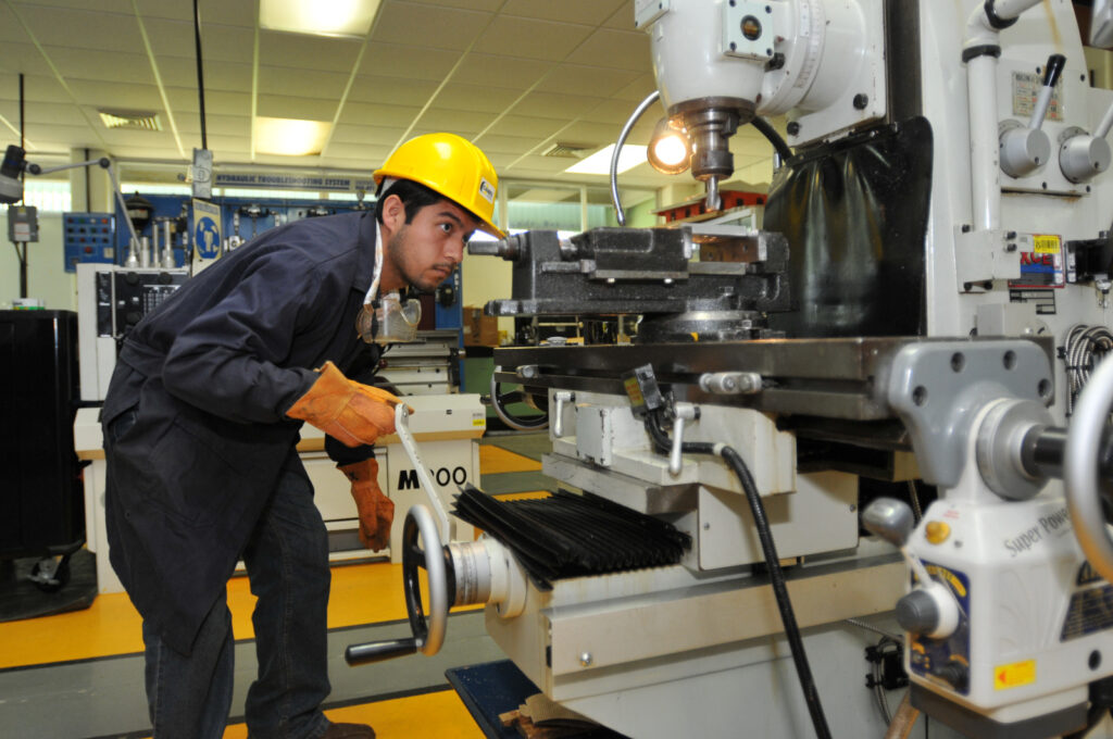 fábrica-empleo-industria