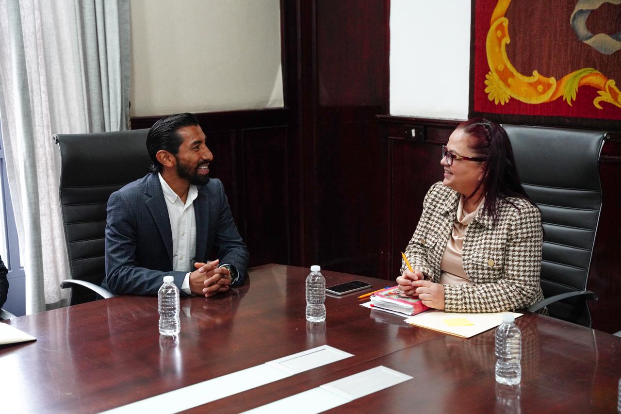 Crisanto Grajales y Daniela Griego