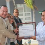 Reconocen a docente veracruzana por proyecto nacional sobre educación multigrado