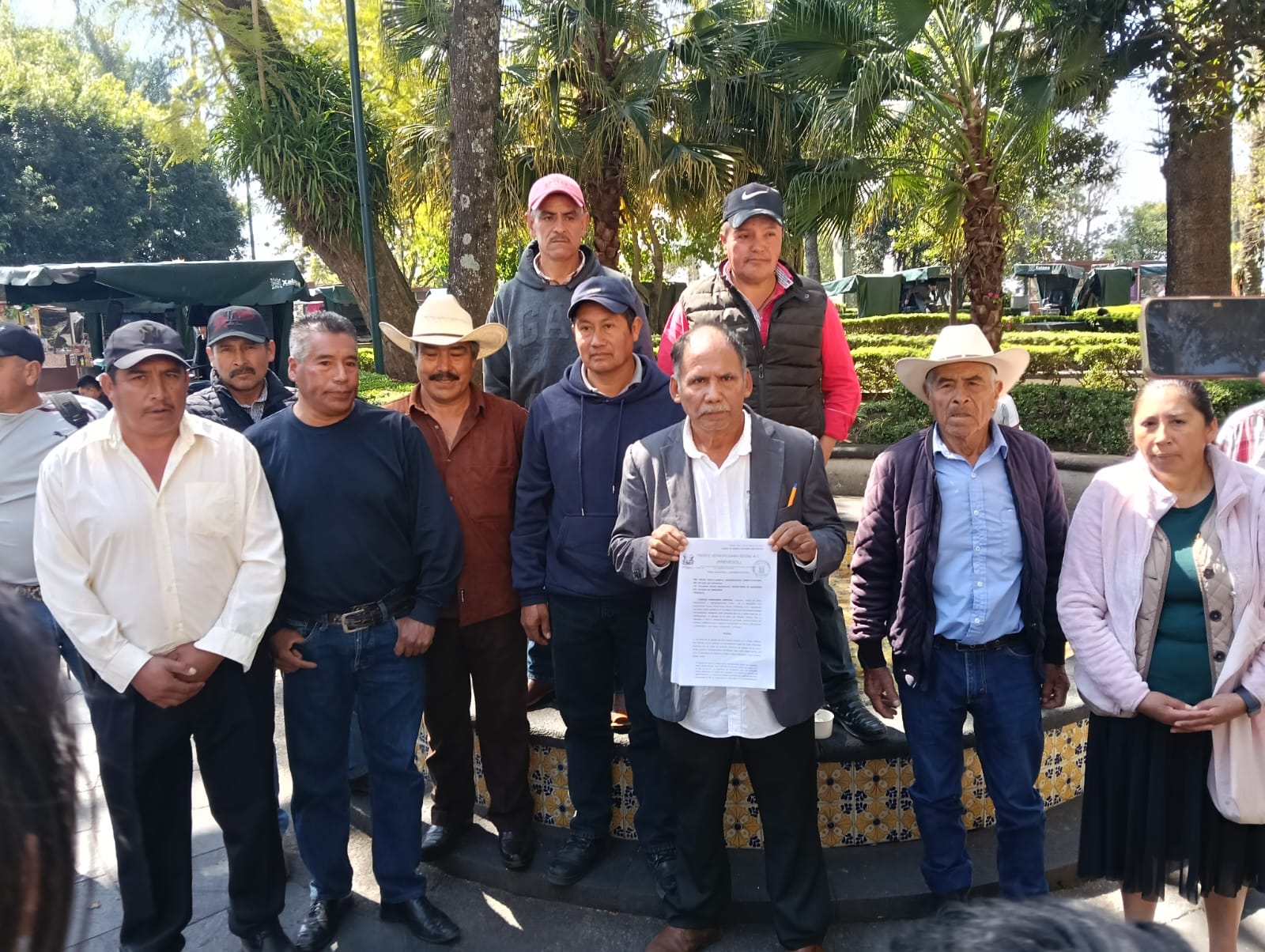 Ejidatarios de Las Vigas denuncian adeudo de más de 22 años por antenas de RTV y Canal 11 WhatsApp Image 2026-02-10 at 12.36.40 PM