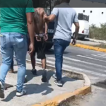 Apuñala a los del anexo y es detenido por Ministeriales en Veracruz puerto (video)