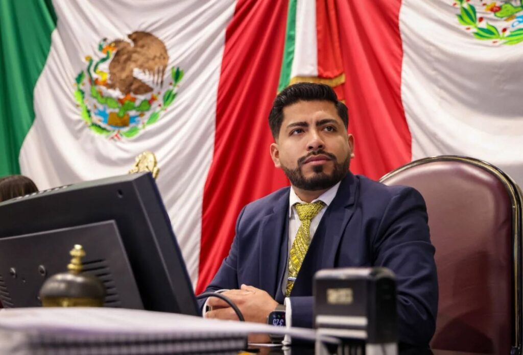 Alejandro Porras Marín