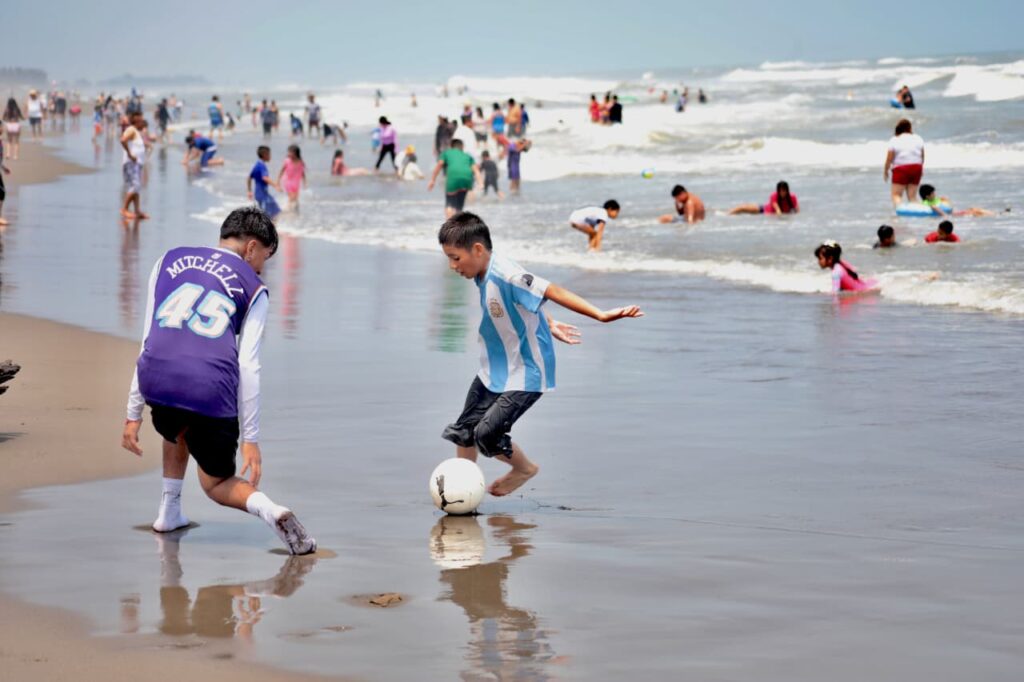 turismo-playas-niñez-vacaciones