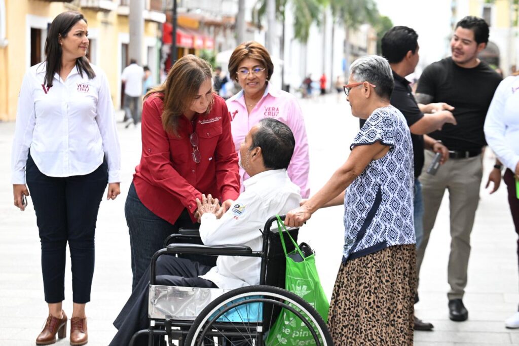 Rocío Nahle y Rosa María Espejo