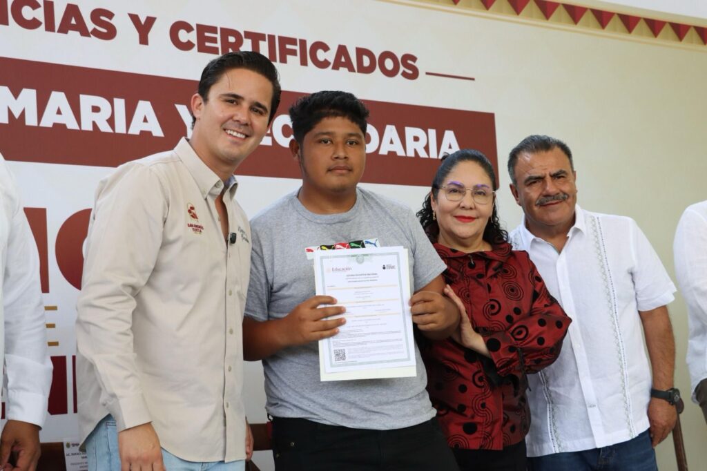 Claudia Tello y Rafa Faranoni