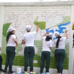 Juventudes transforman espacios con Tequios por la Tierra y Murales Mundialistas