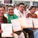 Entrega SEV órdenes de presentación a docentes de educación indígena