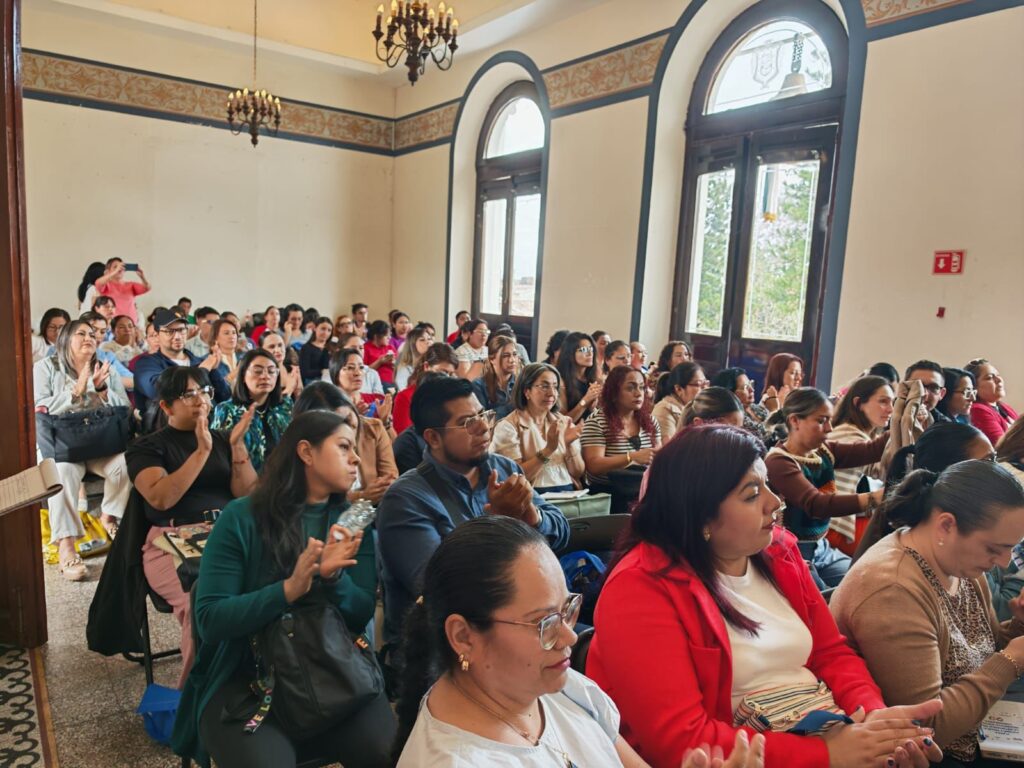 SEV promueve inclusión educativa con plática sobre autismo y desarrollo social