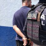 Padres y vecinos retienen a presunto acosador cerca del CBTIS 13 en Xalapa