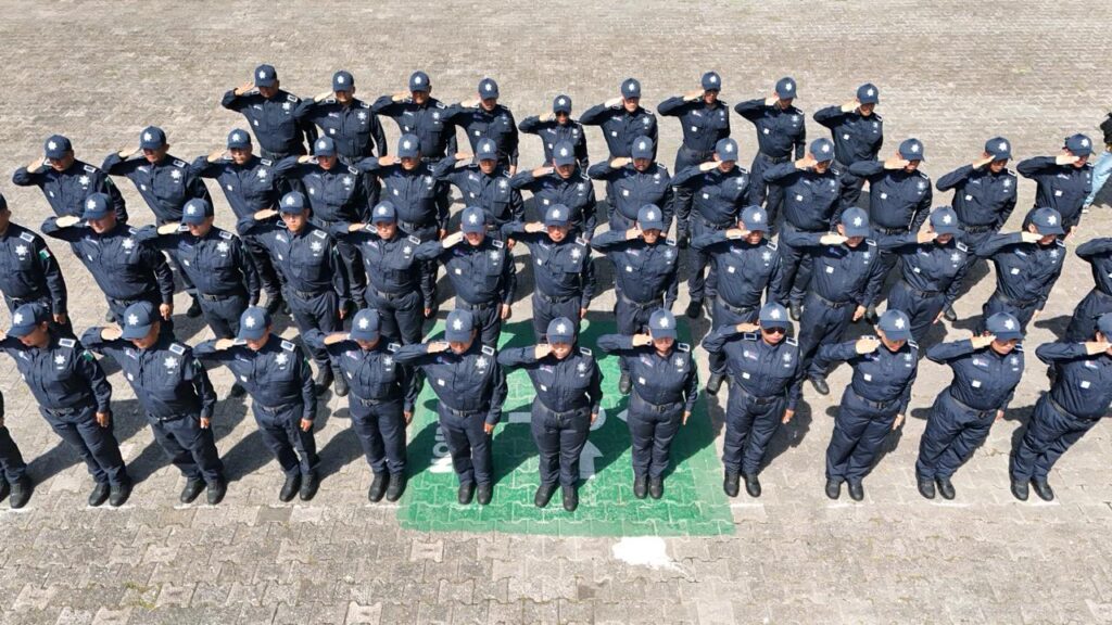 policías