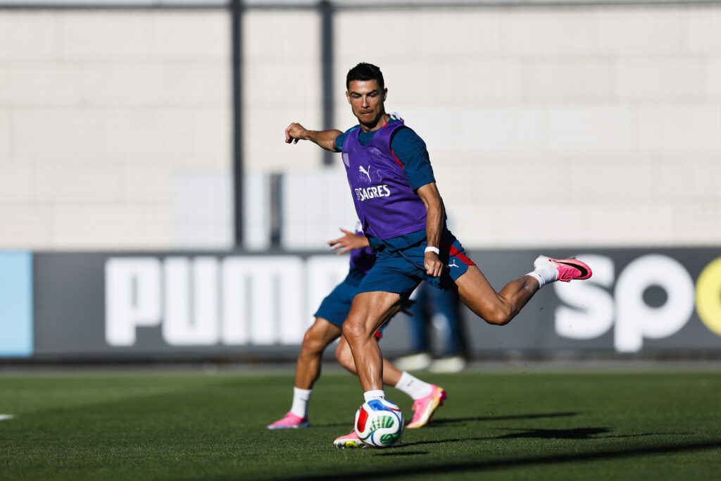 Cristiano Ronaldo-01