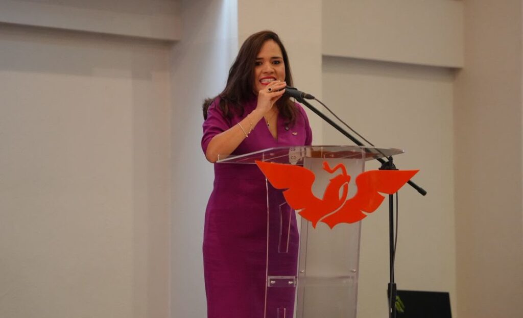 Elena Córdova