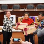 Entrega Daniela Griego equipos de cómputo para fortalecer a centros educativos de Xalapa