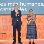 En Puebla trabajamos por los derechos de las mujeres y la inclusión de los pueblos originarios: Pepe Chedraui Pepe Chedraui y Rigoberta Menchú